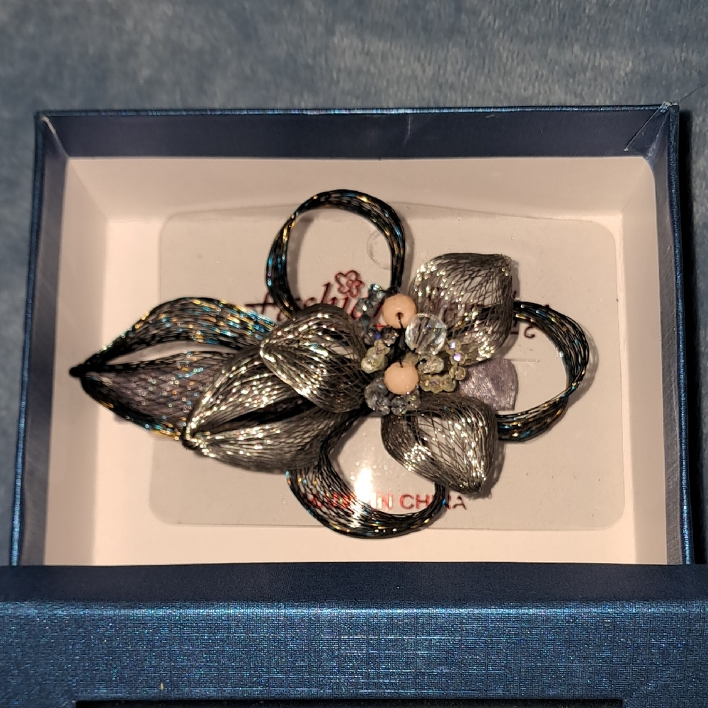 Silver Gray Hair Styling Barret with Intricate Design